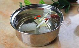 泉水竹荪锅图片