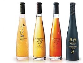 冰酒上水滴滑下图片