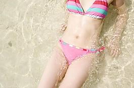 比基尼美女图片