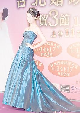 婚纱珠宝展图片