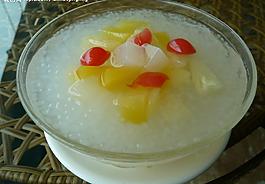 杂果西米露图片