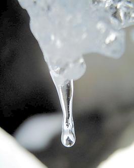 冰水滴图片