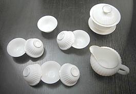 金边 白瓷 茶具图片