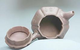 宜兴 深色 紫砂壶图片