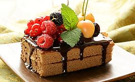 巧克力水果蛋糕