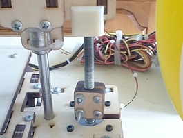 printrbot偏移Z轴螺母：少摆动！