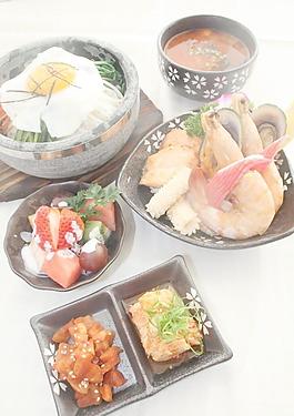 石锅拌饭套餐图片