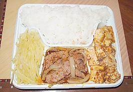 孜然肉片套餐盒饭图片