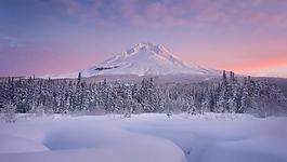 夕阳雪景图片