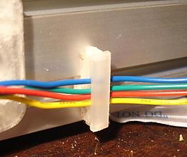 bukobot t-slot twist-on wire clip
