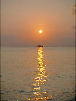 海上夕阳图片