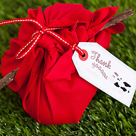 吊牌 文字 英文 卡通动物 奶牛 免费素材