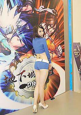张佐倩图片