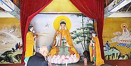 守护文物图片