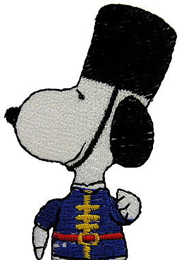 绣花 动物 狗 snoopy 卡通 免费素材
