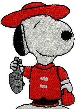绣花 动物 狗 snoopy 卡通 免费素材