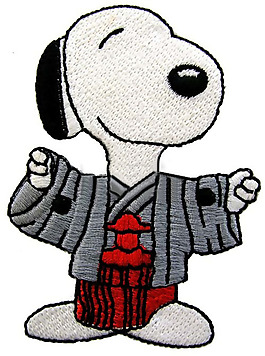 绣花 动物 狗 snoopy 卡通 免费素材