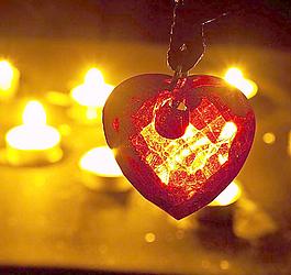 情人节爱心蜡烛图片