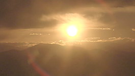 太阳落在美丽的天空云股票视频 视频免费下载