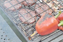 肉类在烧烤