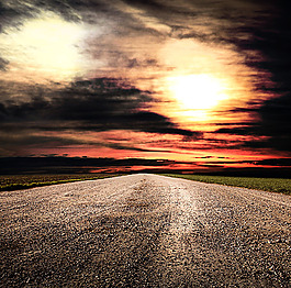 公路黄昏美景