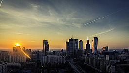 清晨里的城市