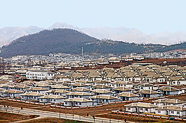 朝鲜城市里的房子