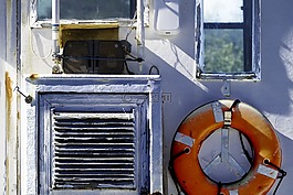 渔船,机舱,救生衣