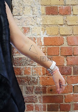 小纹身,手臂,手表