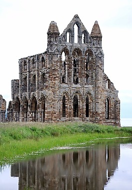 惠特比修道院,池,结构