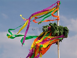 平顶仪式,习惯,花环