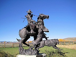 金属雕塑,土狼,马