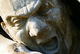 欧文 ahmad lóránth,雕塑,巨人