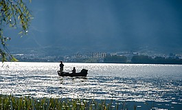 孤舟,洱海,阳光