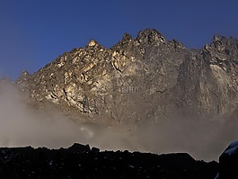 山,悬崖,阳光明媚