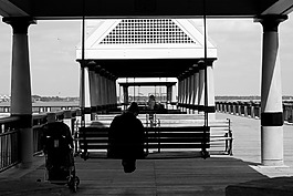 催眠曲,摆动,甲板