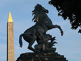 雕塑,方尖塔,马