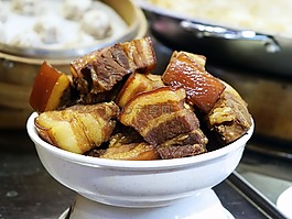 炖猪肉,酱油,脂肪