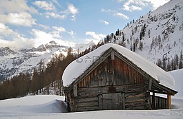 雪景,山上的小屋,高山