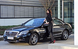 女商人,奔驰,黑色