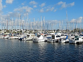 小船,port-de-普莱桑斯,海