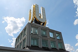 多特蒙德,多特蒙德 u,u 塔