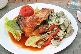 猪排,菠菜,番茄