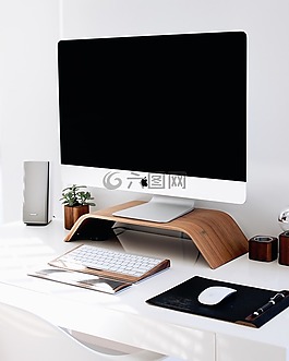 的imac,键盘,鼠标