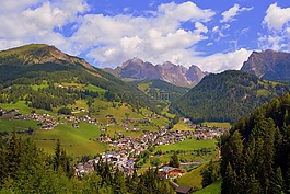 白云岩,valgardena,圣克里斯蒂娜