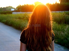 女孩,日落,长长的头发