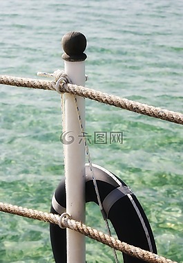 海,柏,柱