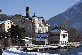 大会堂,历史,高山