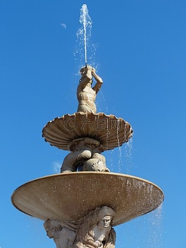 居住喷泉,喷泉,特里顿