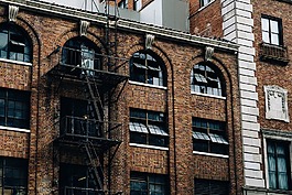 建设,火灾逃生,楼梯